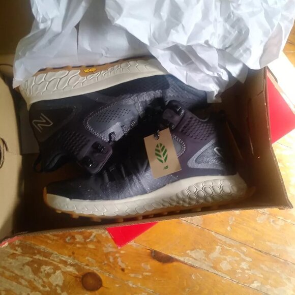 Men's 9 new balance Fresh Foam X Hierro Mid Black - Picture 3 of 5